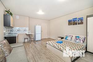 Студия квартира, посуточно, 34м2, 16/21 этаж