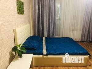 Студия квартира, посуточно, 30м2, 3/17 этаж