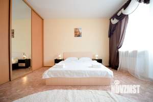 4-к квартира, посуточно, 82м2, 4/5 этаж