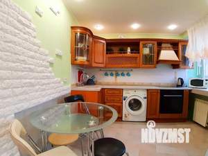 1-к квартира, посуточно, 65м2, 1/1 этаж