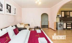 Студия квартира, посуточно, 42м2, 7/9 этаж