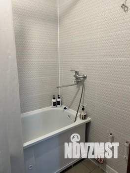 1-к квартира, посуточно, 32м2, 9/10 этаж
