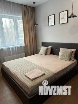 1-к квартира, посуточно, 42м2, 3/16 этаж