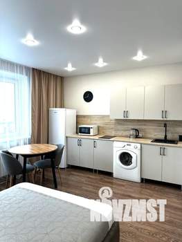 Студия квартира, посуточно, 30м2, 5/19 этаж