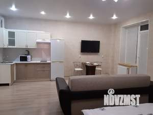 Студия квартира, посуточно, 40м2, 2/26 этаж