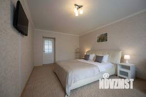 2-к квартира, посуточно, 70м2, 1/1 этаж