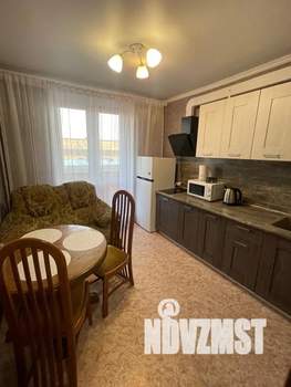 1-к квартира, посуточно, 35м2, 1/10 этаж