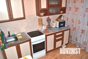 1-к квартира, посуточно, 32м2, 1/10 этаж