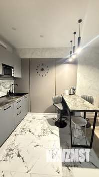 Студия квартира, посуточно, 35м2, 3/20 этаж