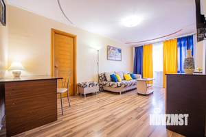 2-к квартира, посуточно, 62м2, 1/1 этаж