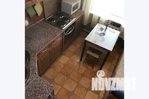 1-к квартира, посуточно, 32м2, 7/10 этаж