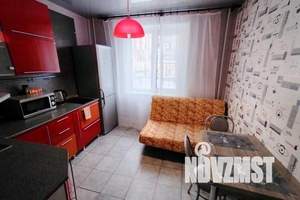 1-к квартира, посуточно, 38м2, 1/9 этаж