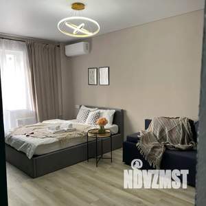 1-к квартира, посуточно, 40м2, 13/16 этаж