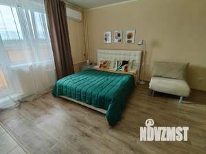 Студия квартира, посуточно, 25м2, 18/19 этаж