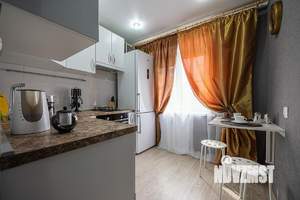 2-к квартира, посуточно, 58м2, 1/1 этаж