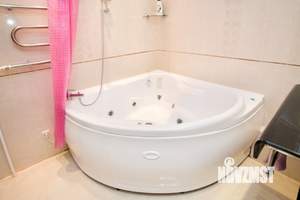 1-к квартира, посуточно, 40м2, 1/10 этаж