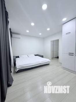 Студия квартира, посуточно, 30м2, 10/24 этаж