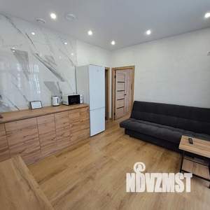 1-к квартира, посуточно, 40м2, 6/18 этаж