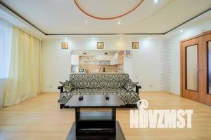 3-к квартира, посуточно, 98м2, 3/10 этаж