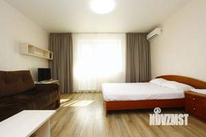 1-к квартира, посуточно, 43м2, 1/1 этаж