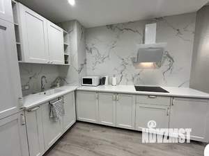 Студия квартира, посуточно, 39м2, 8/23 этаж