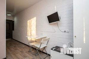 Студия квартира, посуточно, 28м2, 3/17 этаж