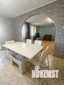 3-к квартира, посуточно, 110м2, 6/9 этаж