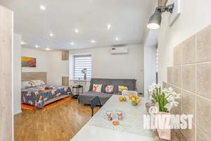 Студия квартира, посуточно, 30м2, 2/5 этаж