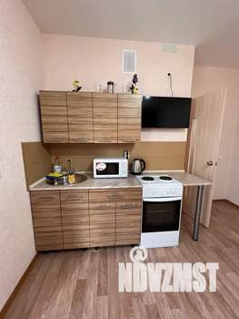 Студия квартира, посуточно, 32м2, 4/10 этаж