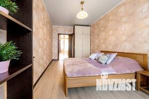 1-к квартира, посуточно, 55м2, 1/1 этаж