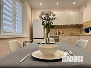 2-к квартира, посуточно, 66м2, 1/1 этаж