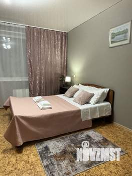 1-к квартира, посуточно, 43м2, 7/10 этаж
