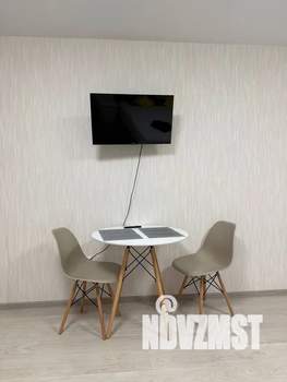 Студия квартира, посуточно, 38м2, 3/15 этаж