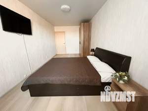 1-к квартира, посуточно, 40м2, 5/20 этаж