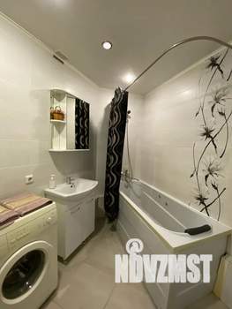 Студия квартира, посуточно, 34м2, 10/20 этаж