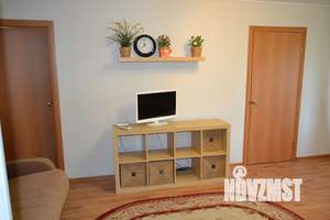 1-к квартира, посуточно, 56м2, 3/5 этаж