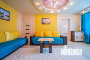 2-к квартира, посуточно, 64м2, 1/5 этаж