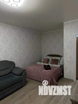 1-к квартира, посуточно, 35м2, 1/16 этаж