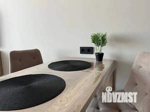 Студия квартира, посуточно, 32м2, 13/23 этаж