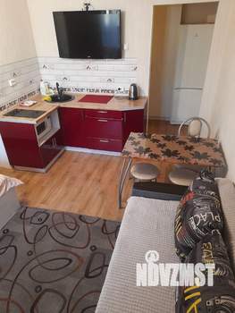 Студия квартира, посуточно, 24м2, 1/11 этаж