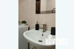 1-к квартира, посуточно, 35м2, 2/20 этаж