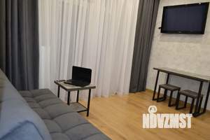 1-к квартира, посуточно, 40м2, 4/18 этаж