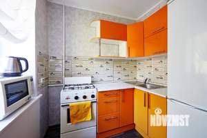 2-к квартира, посуточно, 45м2, 1/1 этаж