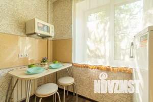 1-к квартира, посуточно, 33м2, 3/5 этаж