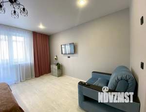 1-к квартира, посуточно, 40м2, 3/10 этаж