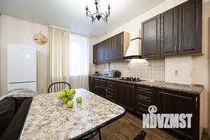 1-к квартира, посуточно, 70м2, 1/1 этаж