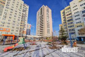 Студия квартира, посуточно, 30м2, 12/18 этаж