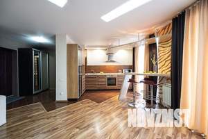 2-к квартира, посуточно, 109м2, 9/16 этаж