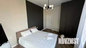 Студия квартира, посуточно, 47м2, 13/25 этаж