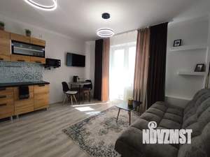 Студия квартира, посуточно, 40м2, 2/10 этаж